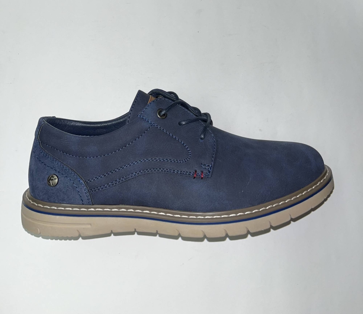 Zapato casual para hombre con cordones en marino de ETIKA. H-421