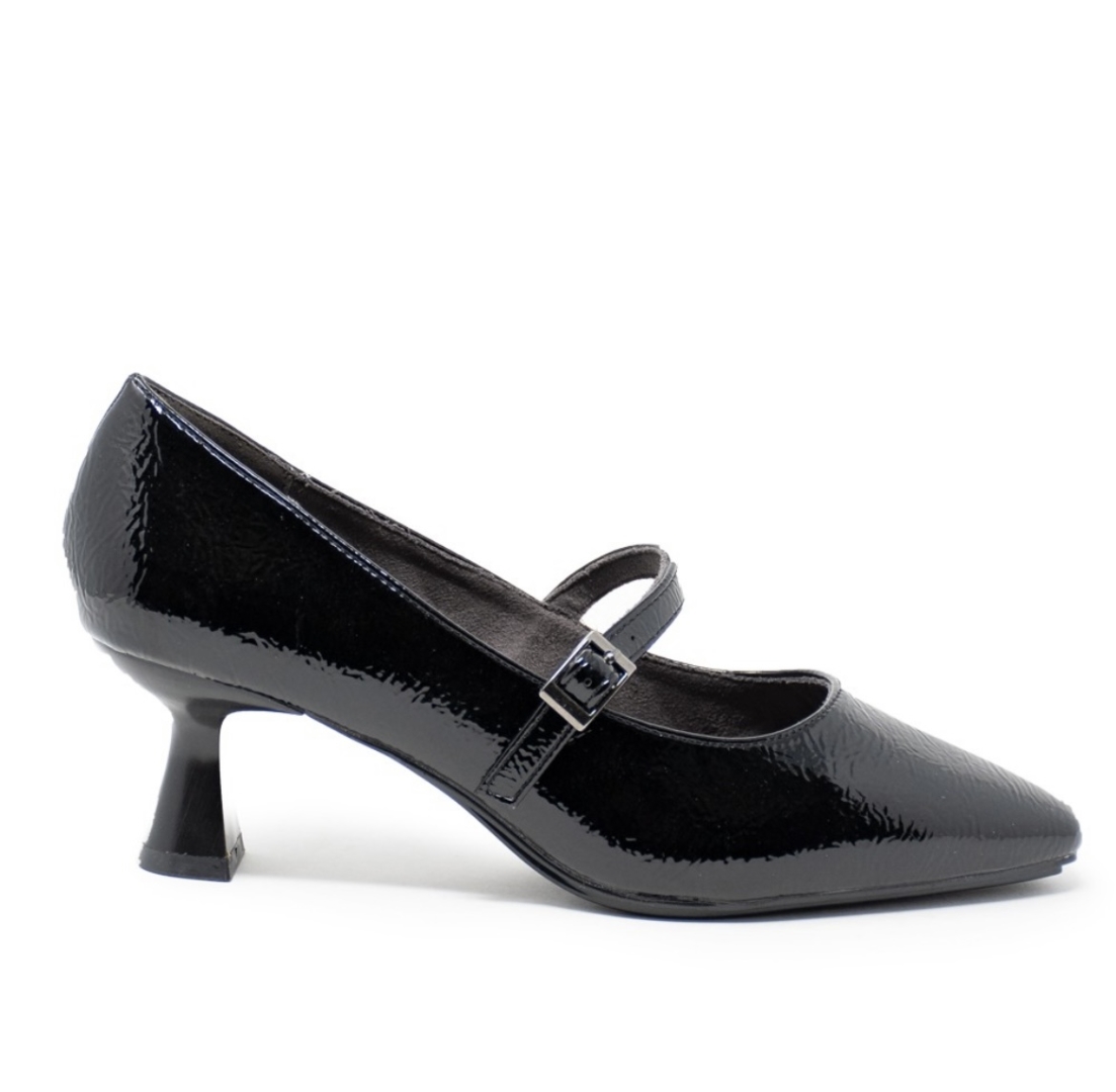 Zapato salón en charol negro de Mysoft 23M671. M-230