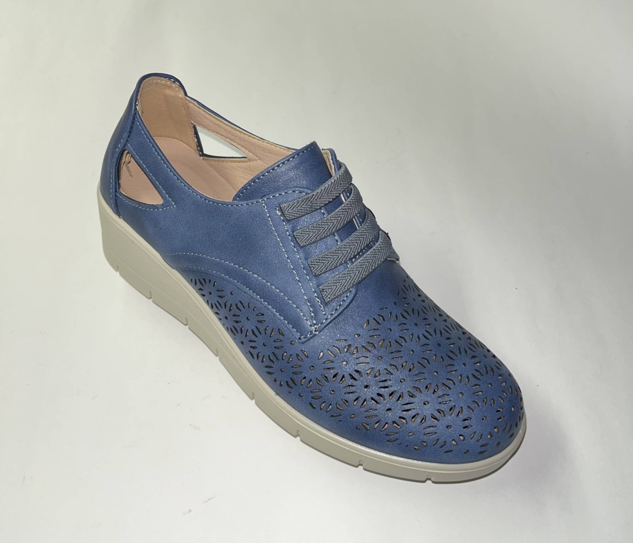 Zapato casual para mujer con cierre elástico en azul 24M212 de MYSOFTSHOES. M-233