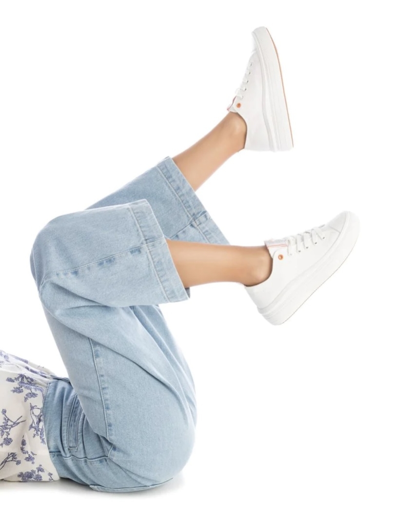 Zapatilla casual en lona blanca 171930 de REFRESHOES. T-387