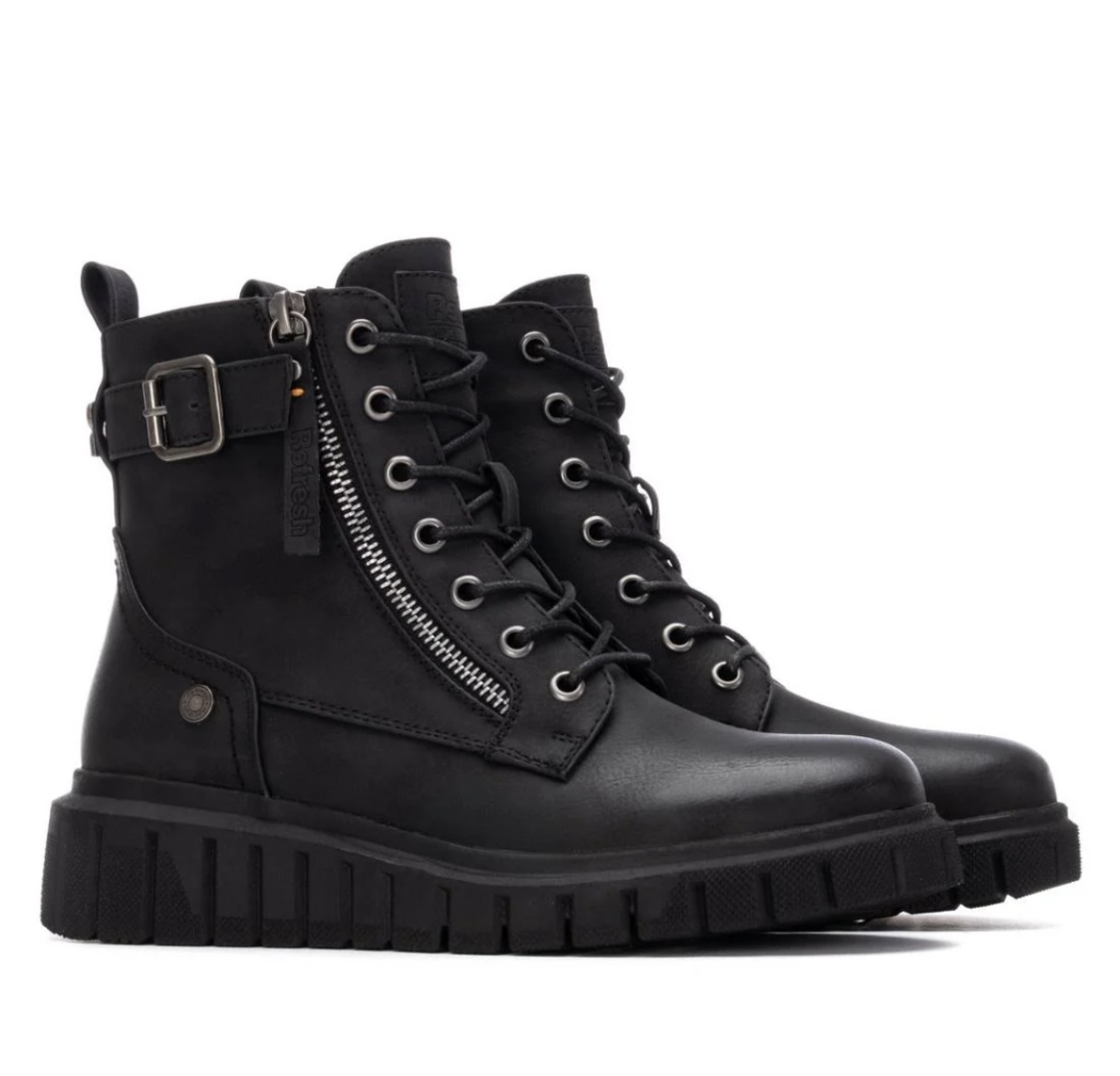 Botas tipo militar para mujer en negro 173210 de REFRESHOES. M-757
