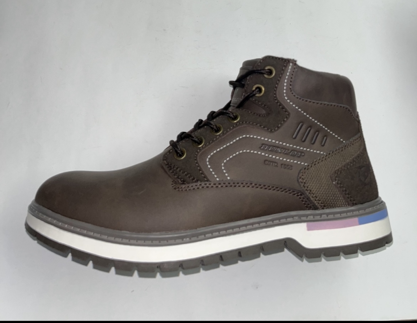 Bota corta para hombre en marrón 36085 de DUNLOP. H-487