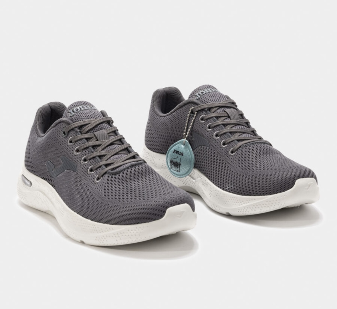 Deportivos confort en nylon gris Corinto de JOMA. D-158