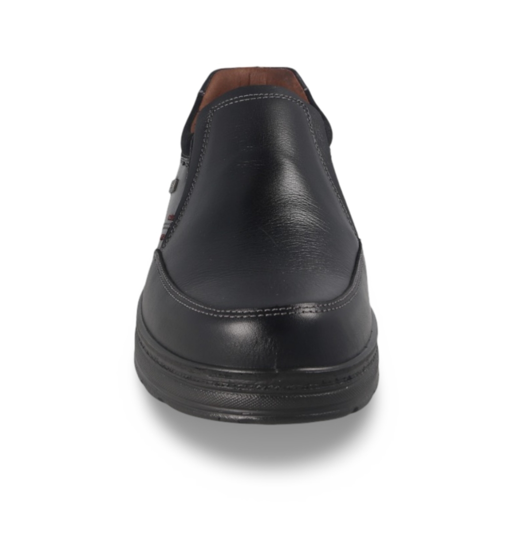 Zapato mocasín para hombre en piel negra resistente al agua 224020 de LUISETTI. H-469