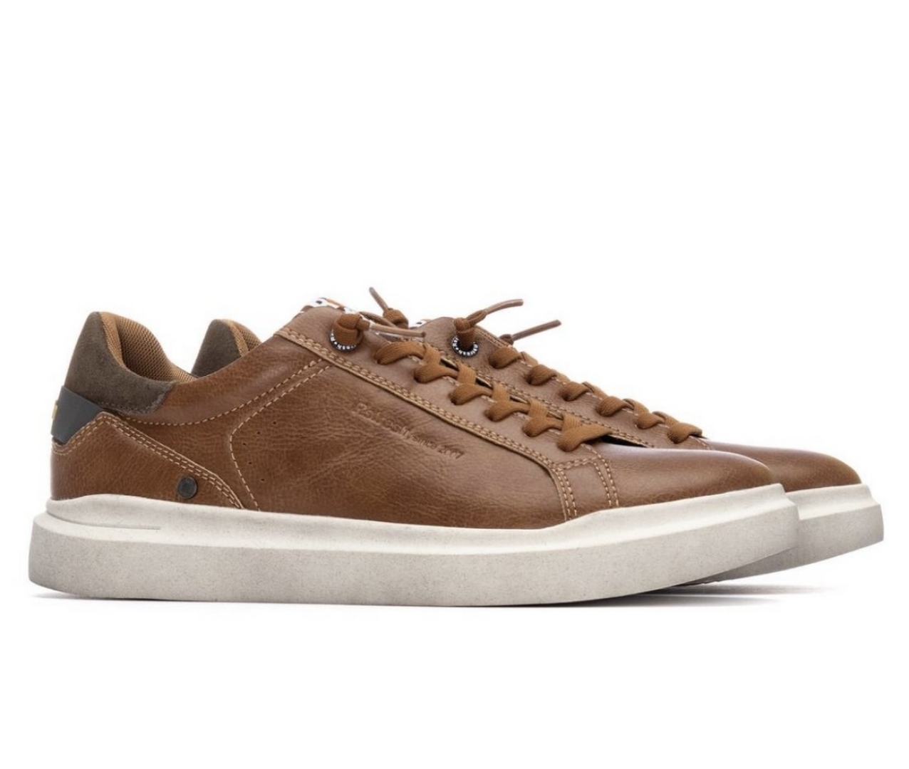 Zapatos casual en camel para hombre 173060 de REFRESHOES. H-474
