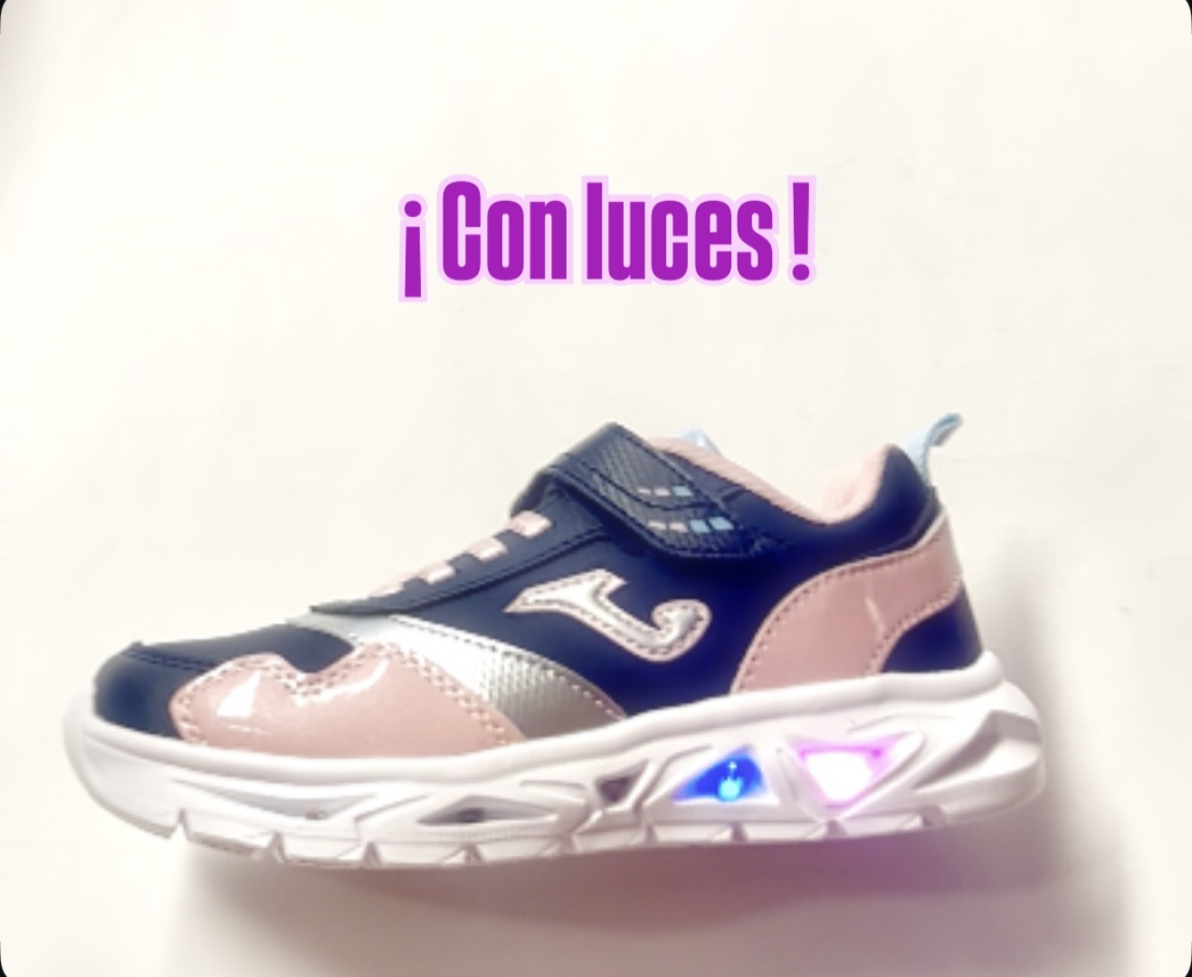 Zapatillas para niñas con luces en rosa y marino STAR de JOMA. D-182