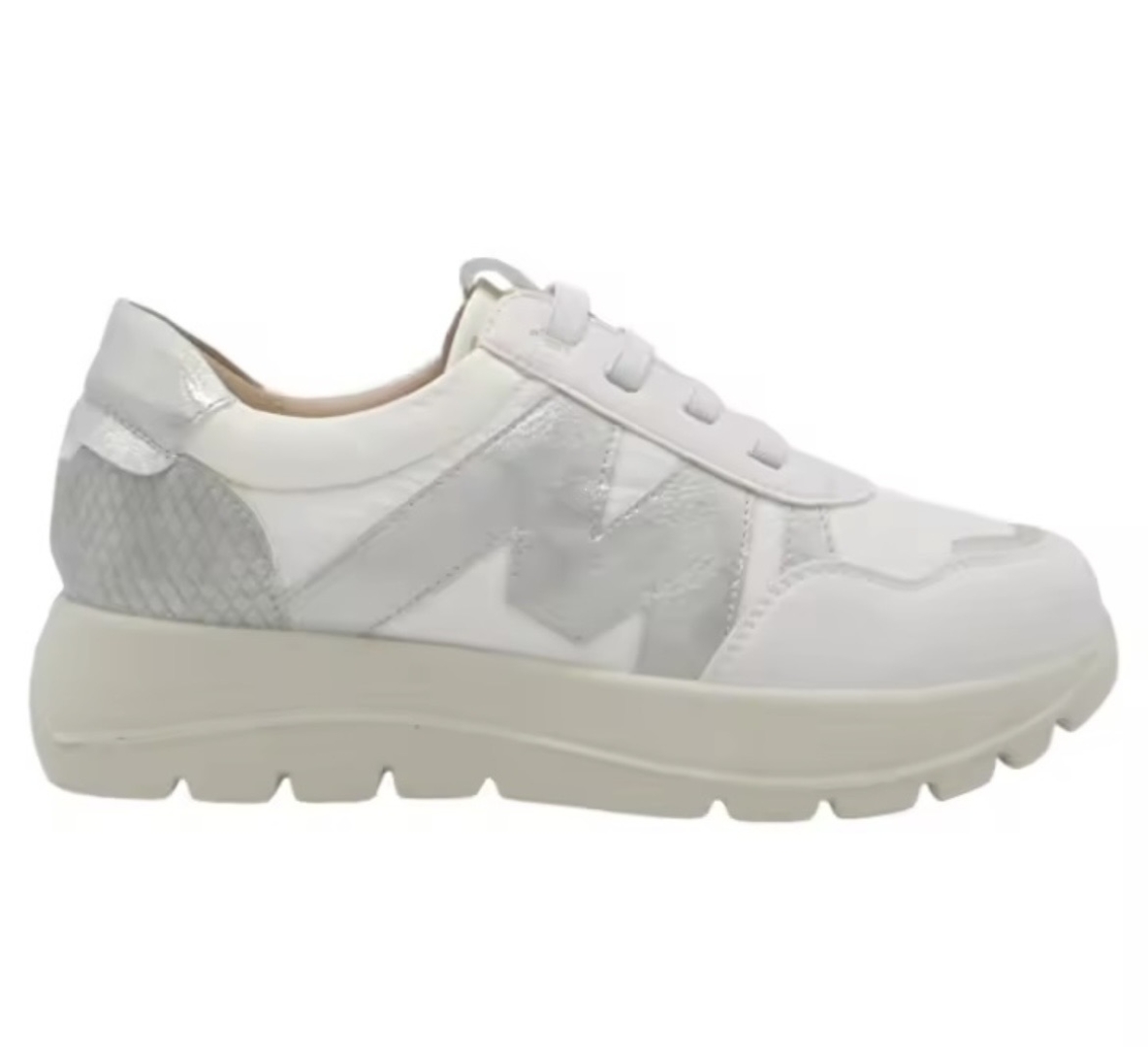 Zapatos deportivos en blanco para mujer 26M264 de MYSOFT. M-001