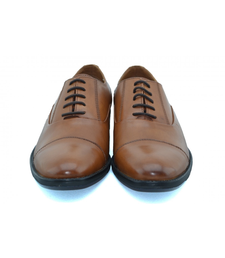Zapato de vestir para hombre en color cuero de T2IN. H-273