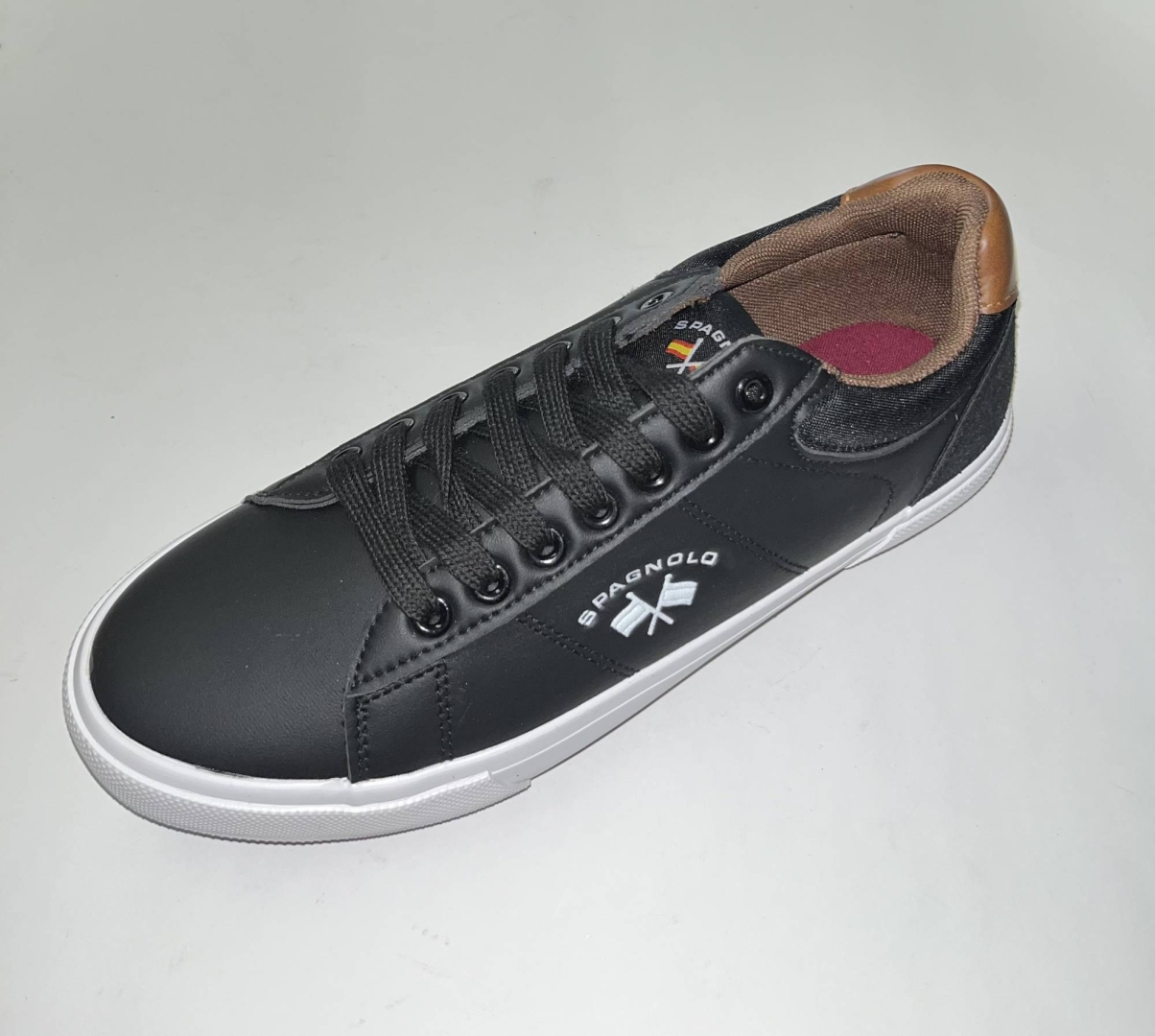 Deportivo casual para hombre negra M-40004 de SPAGNOLO. D-82