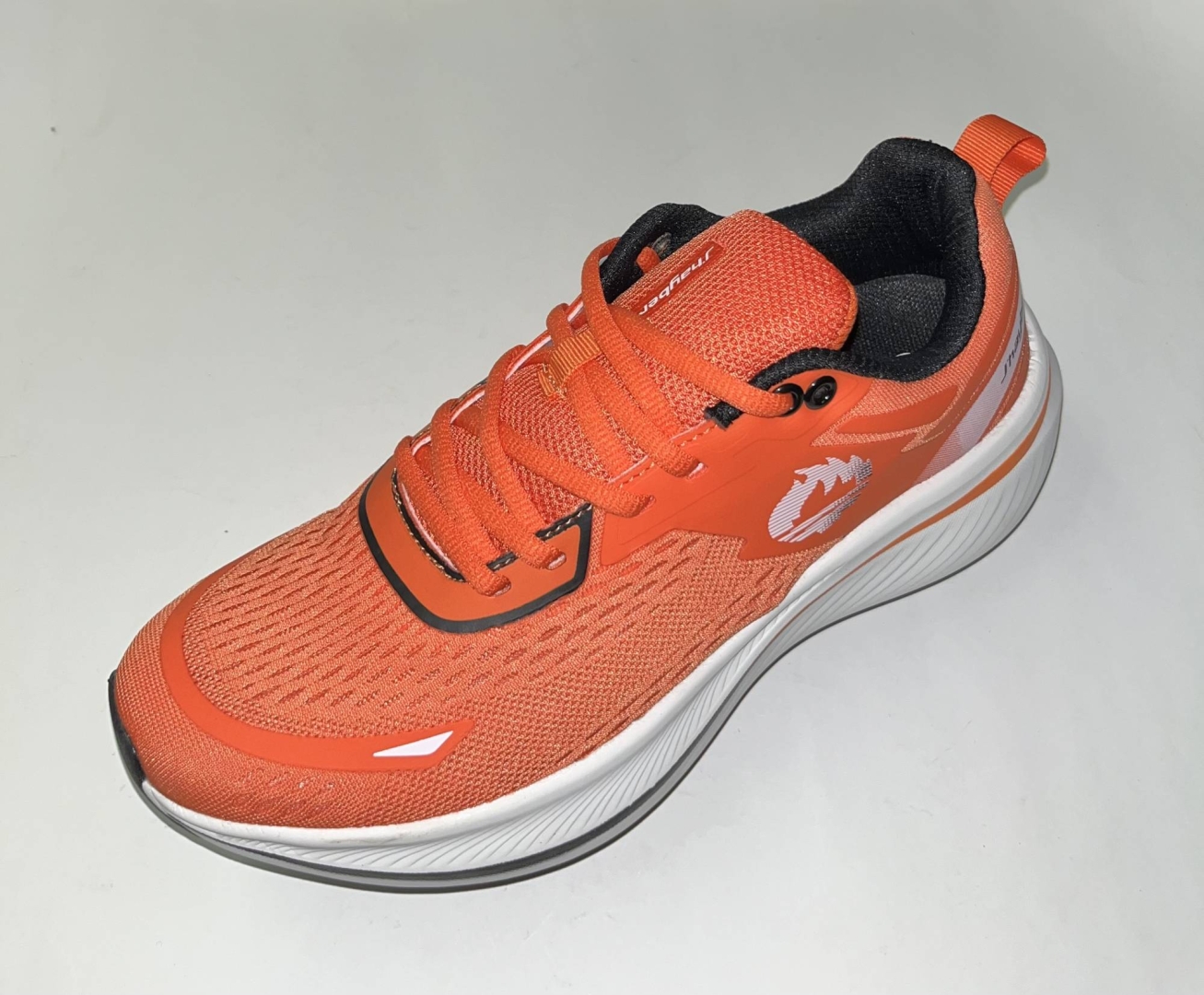 Deportivo para hombre en color naranja M-Rampa de J’hayber. D-084