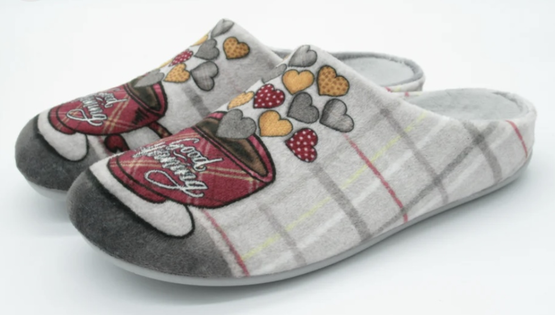 Zapatillas casa de invierno en gris con dibujo para mujer de CALZAMUR. T-506