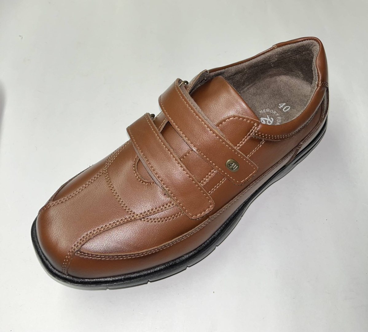 Zapato en piel marrón para hombre con belcro Dos de RELAX4YOU. H-417