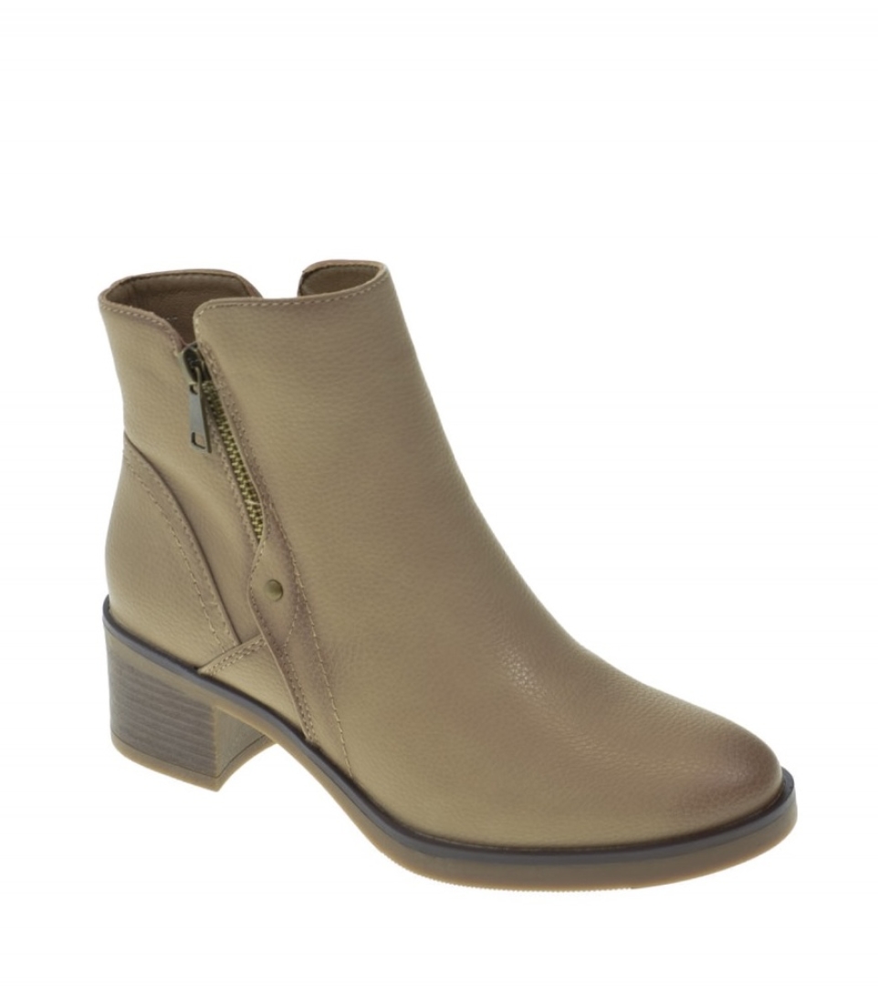 Botín para mujer con tacón en beige 2407 de HISPAFLEX. M-495