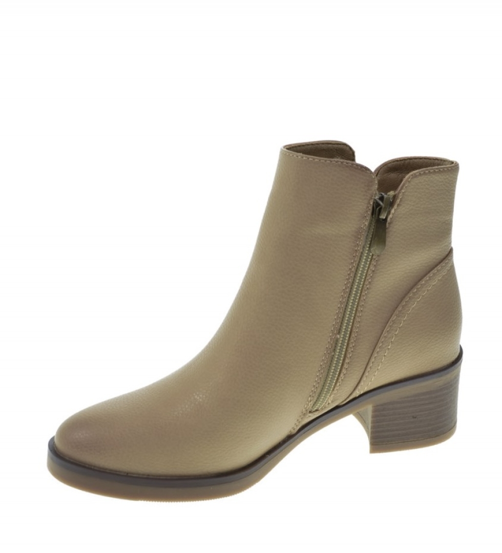 Botín para mujer con tacón en beige 2407 de HISPAFLEX. M-495