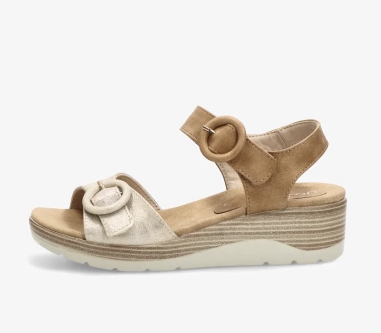 Sandalias de cuña media con cierre de velcro ABZ30142 de AMARPIES. M-108