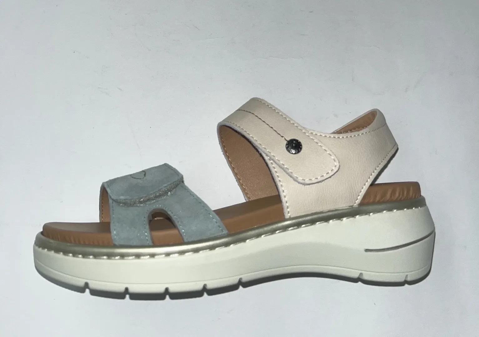 Sandalia especial plantillas en beige y verde agua 730 de FLEXPIES. M-044