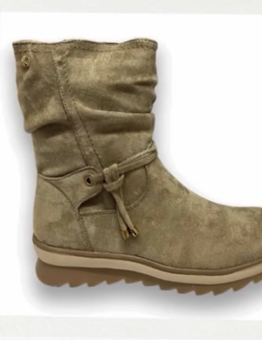 Bota de caña media en antelina taupe 11112 de ETIKA. M-493