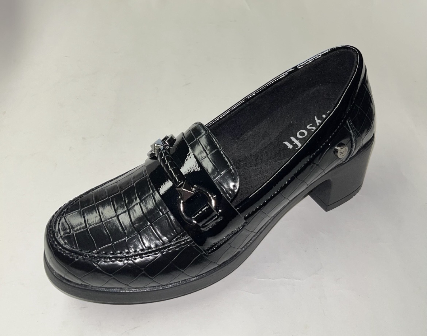 Mocasín con tacón en negro grabado 28M710 MYSOFT. M-159