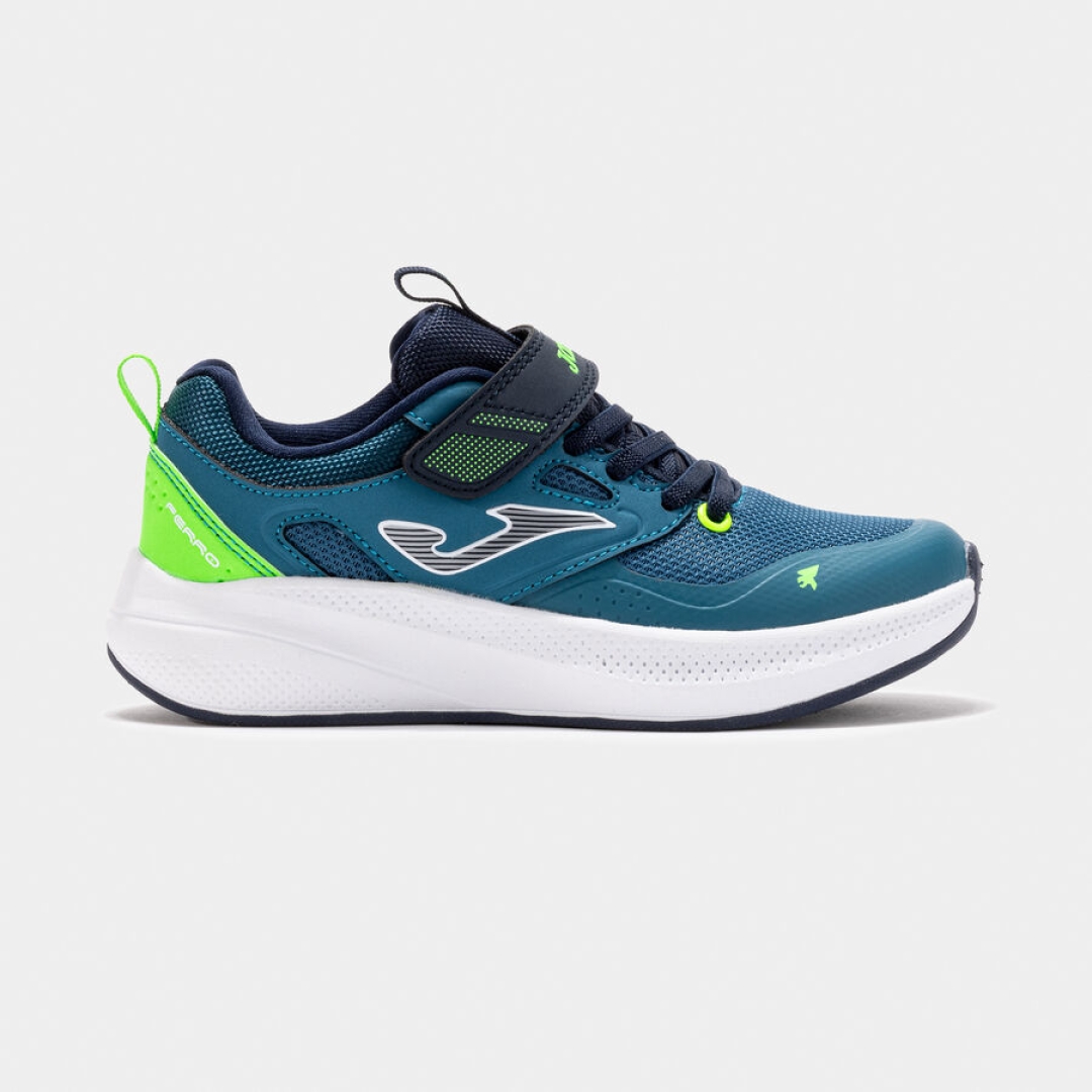 Zapatillas JOMA para niños con belcro modelo FERRO en verde y negro. D-113