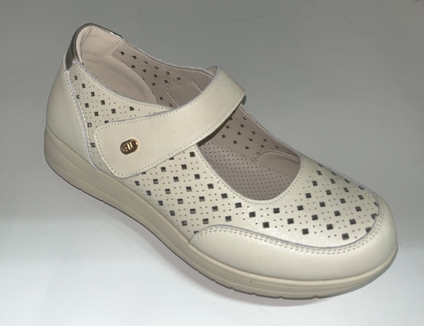 Mercedes confort en piel marfil R-17 de RELAX4YOU. M-537