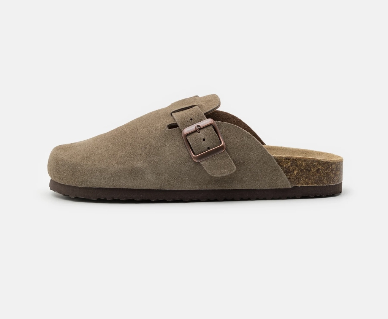 Zueco piel con hebilla taupe 355 de KNK. M-010