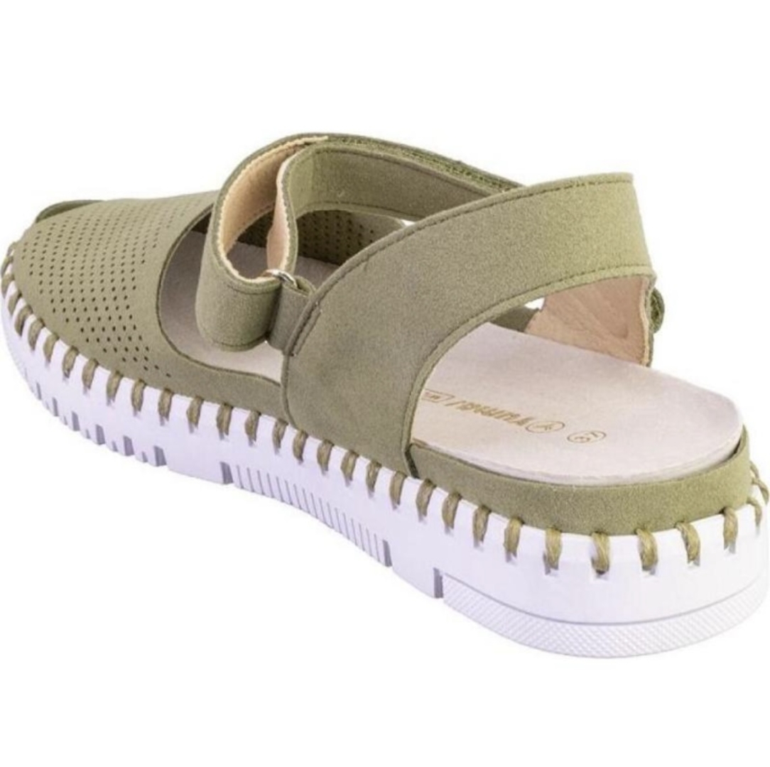 Deportiva tipo sandalia en piel kaki apta para plantillas SYA52633 de YUMAS. M-612