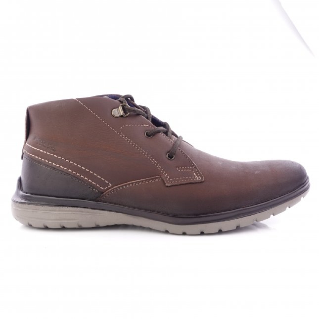 Bota corta casual para hombre en piel marrón de PEGADASHOES. H-344