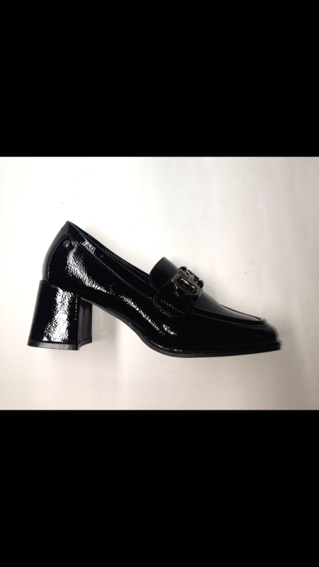 Más básicos!!! Mocasines!!! wwwcalzadosavenida2.com Avda. Montserrat 199 Cerca del Remolar #mocasines #mocasinesmujer #mocasinescharol #elpradellobregat #elprat #cadtelldefels #castelldefelsplatja #cornella #cornelladellobregat #santboi #santboidellobregat #calzadosavenida2